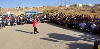 Midyat'ta Bulunan Sığınmacılar Konserde Gönüllerince Eğlendi