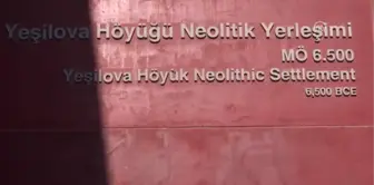 Yeşilova Höyüğü'nde 8 Bin Yıllık Ayı Heykelciği Bulundu