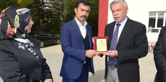 Küçük'den Öğretmenevine Araç