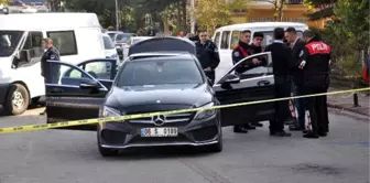 Ankara'da 'Dur' İhtarına Uymayan 3 Şüpheli Bir Polisi Yaraladı