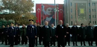 Büyük Önder Atatürk'ü Anıyoruz