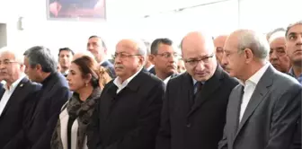 Kılıçdaroğlu, İlhan Cihaner'in Ağabeyi Ayhan Cihaner'in Cenaze Törenine Katıldı