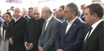 Kılıçdaroğlu, İlhan Cihaner'in Ağabeyi Ayhan Cihaner'in Cenaze Törenine Katıldı