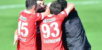 Tff 1. Lig: Ümraniyespor: 4 - Samsunspor: 2