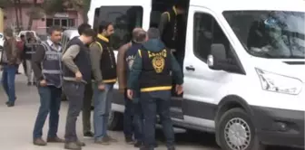 Bıçaklayıp Ölmesini Beklediler, Polis 170 Saat Görüntü İzleyerek Yakaladı