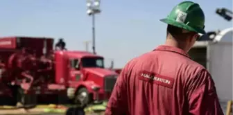 Halliburton'ın Zararı 1 Milyar Dolara Yaklaştı