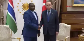 Cumhurbaşkanı Erdoğan, Gambiya Cumhurbaşkanı Adama Barrow ile Başbakaşa Görüştü