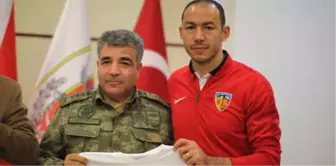 Kayserispor'dan Komandolara Moral Ziyareti