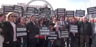 Antalya'da Çocuk İstismarı Protesto Edildi