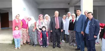 Başkan Özakcan, Zeytinköy Mahallesini Ziyaret Etti