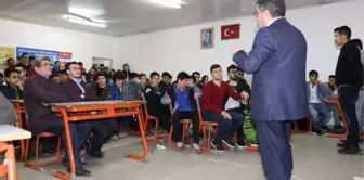 Kaymakam Çetin'den 'Kariyer' Semineri