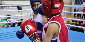 Üst Minikler Türkiye Boks Şampiyonası Mersin'de Başladı