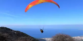 Kuşadası'nda Yamaç Paraşütü İçin Çalışmalar Sürüyor