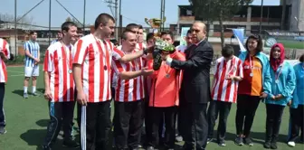 Biga'da Minikler Futbol Turnuvası