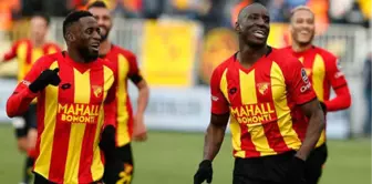 Göztepeli Demba Ba'ya Senegal Milli Takımı Yolu Açıldı