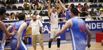 Adnan Menderes Üniversitesi Basketbolda Zirvede