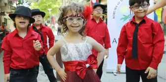 Alsancak Şenliğine Renkli Kapanış