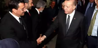 Cumhurbaşkanı Erdoğan ve Eşi İftarda Bağlum'da Bir Aileye Konuk Oldu