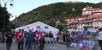 Türk Kızılayından Arnavutluk, Kosova ve Makedonya'daki Yetimlere İftar