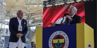 Ali Şen ile Aziz Yıldırım Arasındaki Esprili Diyalog Kongreye Damga Vurdu