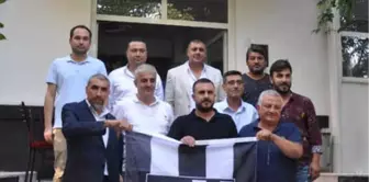 Sokakta Kalan Aydınspor 1923 Kongresini Bahçede Yaptı