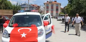 Polis Aracı Şehit Kardeşine Sünnet Arabası Oldu