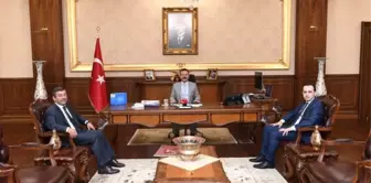 Başkan Karabacak, Vali Aksoy'u Ziyaret Etti