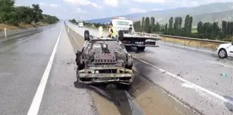 Tosya'da Yaşlı Çiftin Otomobili Alev Alev Yandı