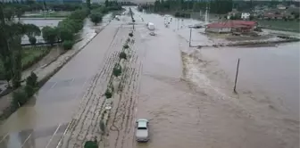 Afyonkarahisar'da Sel Felaketi Hayatı Felç Etti