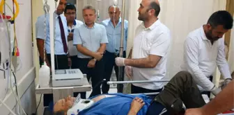 Korkuteli Kaymakamını Taşıyan Resmi Araç Kaza Yaptı: 1 Yaralı