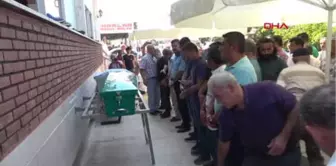 Mersin Kaza Kurbanı Ecem, Son Yolculuğuna Uğurlandı