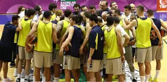 Fenerbahçe'nin Basketbolda Yeni Sezon Hazırlıkları Sürüyor