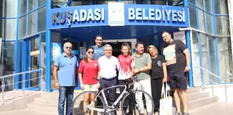 Başkan Kayalı, Başarılı Sporcuya Bisiklet Hediye Etti