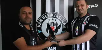 Vanlı Sanatçı Ümit Demir Beşiktaş İçin Klip Yaptı