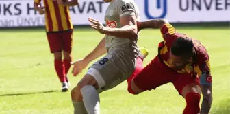 Spor Toto Süper Lig: Evkur Yeni Malatyaspor: 1 - Çaykur Rizespor: 0 (İlk Yarı)