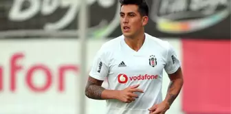 Beşiktaş'ın Şilili Stoperi Enzo Roco, Vida ve Pepe ile Oynadığı İçin Mutlu Olduğunu Dile Getirdi