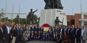 Manisalı Muhtarlar Günlerini Kutladı