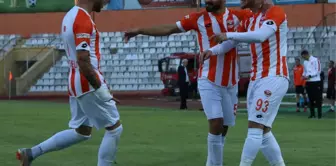 Adanaspor Karabük'ü 4 Golle Geçti