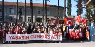 Dursunbey'de Cumhuriyet Çoşkusu