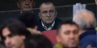 Fatih Terim, Kayserispor Galibiyeti Sonrası Soyunma Odasına İndi