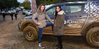 Turkcell Platinum Offroad Challenge Ünlülerin Akınına Uğradı