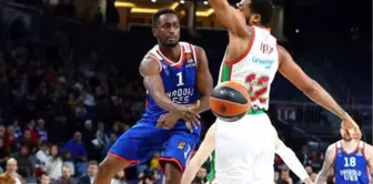 Anadolu Efes, Baskonia Engelini de Aştı: 96-85