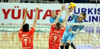 İkbal Afyon Belediye Yüntaş - Ziraat Bankası: 3-0