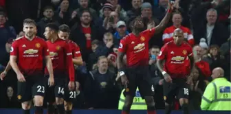 Manchester United, Evinde Bournemouth'u 4-1'le Geçti