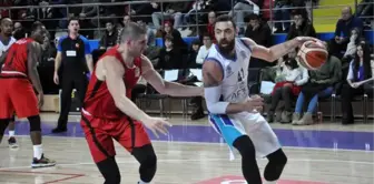 Afyon Belediyespor - Gaziantep Basketbol: 71-73