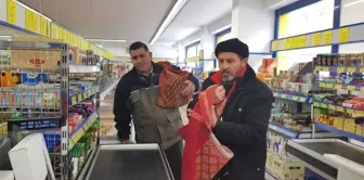 Babadan Kalma Heybelerle Market Alışverişi Yaptılar