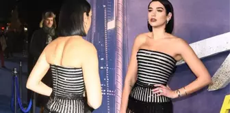 Ünlü Şarkıcı Dua Lipa, Kafes Şeklindeki Kıyafetiyle Katıldığı Galaya Damga Vurdu