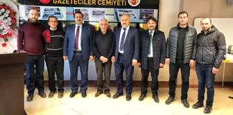 AK Parti Bayburt Belediye Başkan Adayı Yumak, Gazetecilerle Buluştu