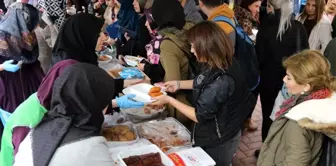 Gaün'de 'Nijer'de Üç Eser' İçin Kermes Düzenlendi