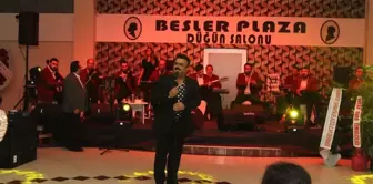 Bülent Serttaş Burdur'da Sahne Aldı